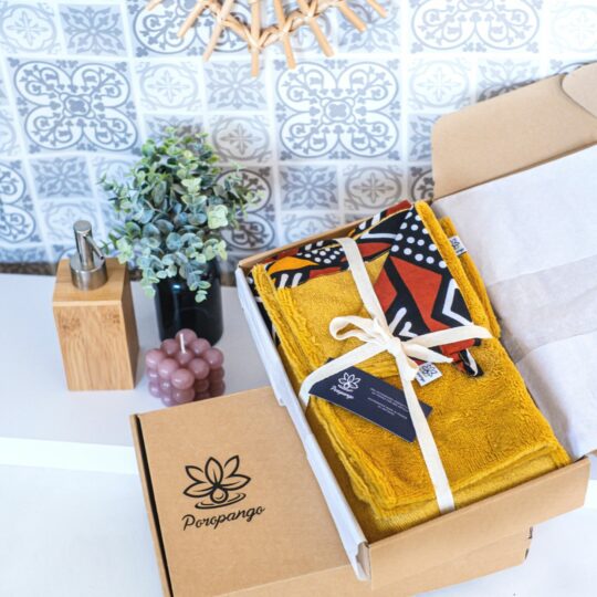 Coffret linge de bain de la collection Bogolan de Poropango