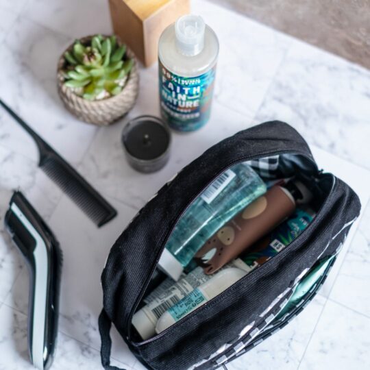 Trousse de toilette - Vichy noir – Image 2