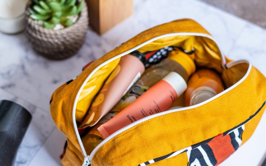 Comment organiser parfaitement votre trousse de toilette pour un week-end ?