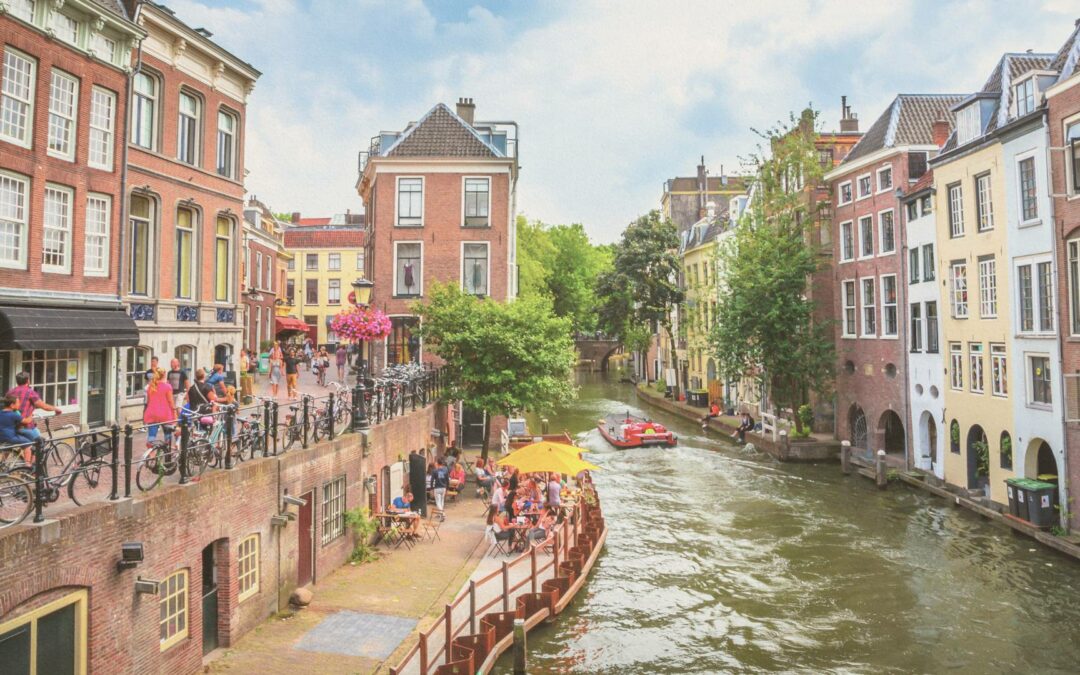Cultiver le bonheur à la Néerlandaise : Un guide pour tous les jours