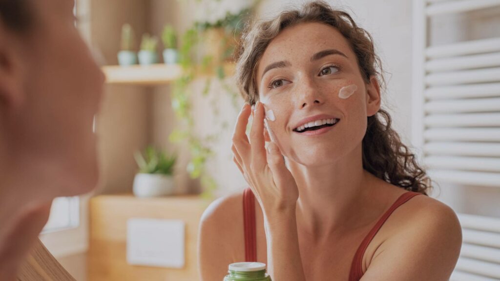 Gel d'aloe vera et huile de coco pour une hydratation apaisante