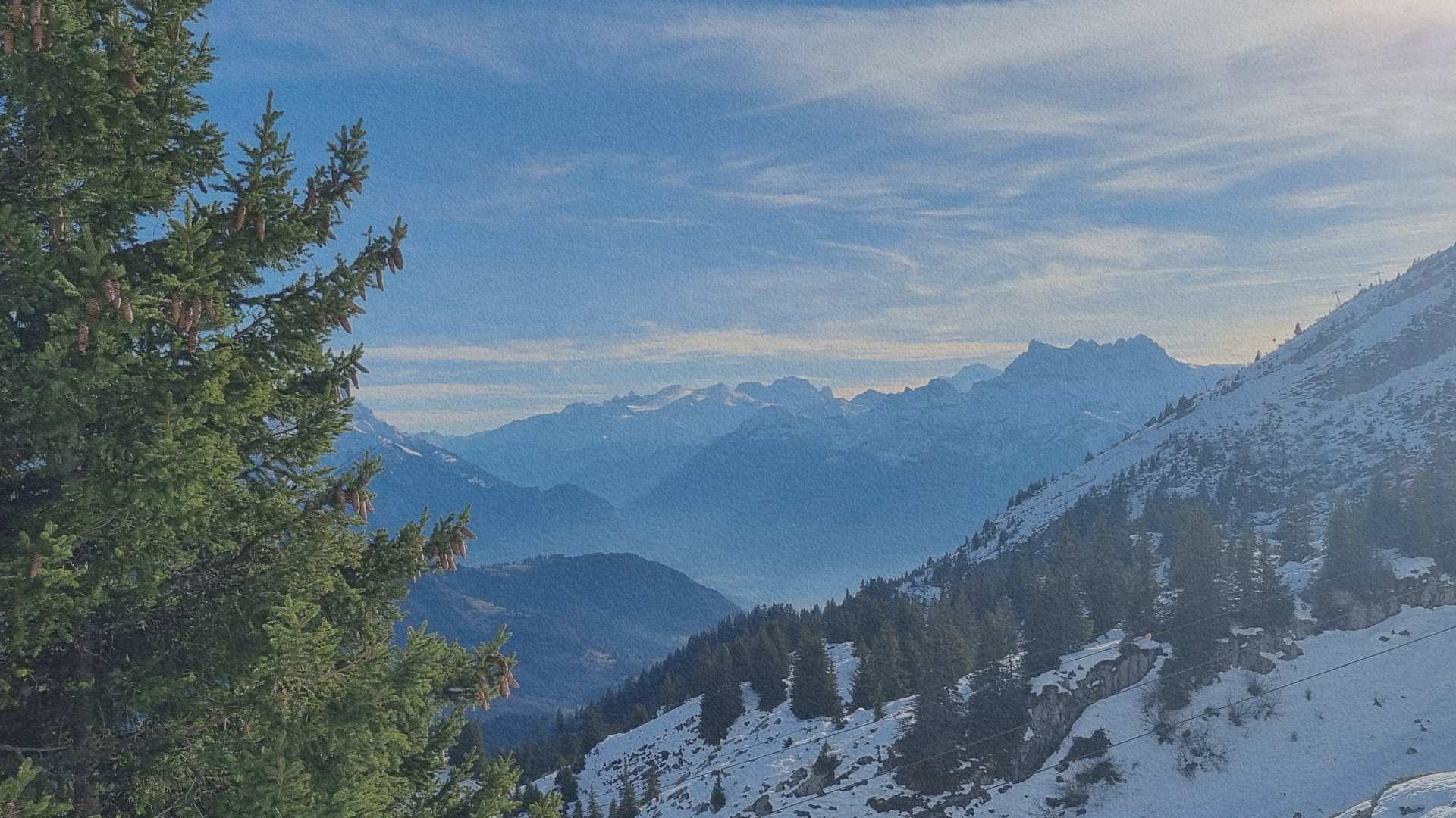 Vue panoramique sur les Alpes enneigées depuis les hauteurs de Leysin