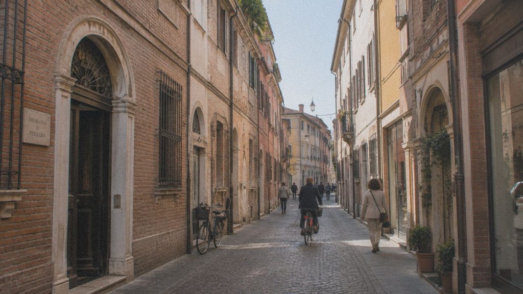 Rue de l’ancien quartier juif de Ferrare, deuxième journée du parcours consacré à Giorgio Bassani.